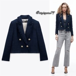 NWT, ZARA, SHORT TEXTURED WEAVE BLAZER IN NAVY BLUE